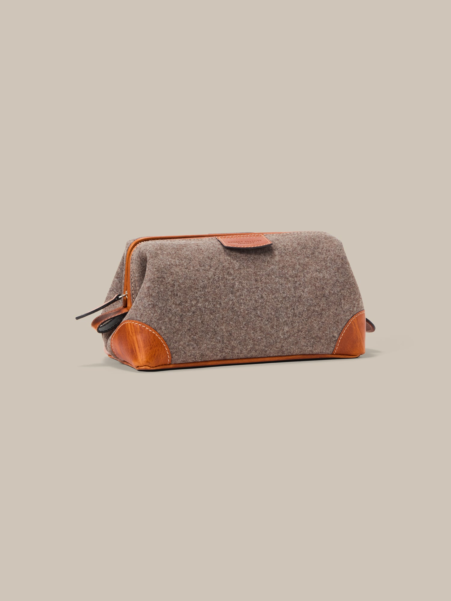Simpson Loden Dopp Kit