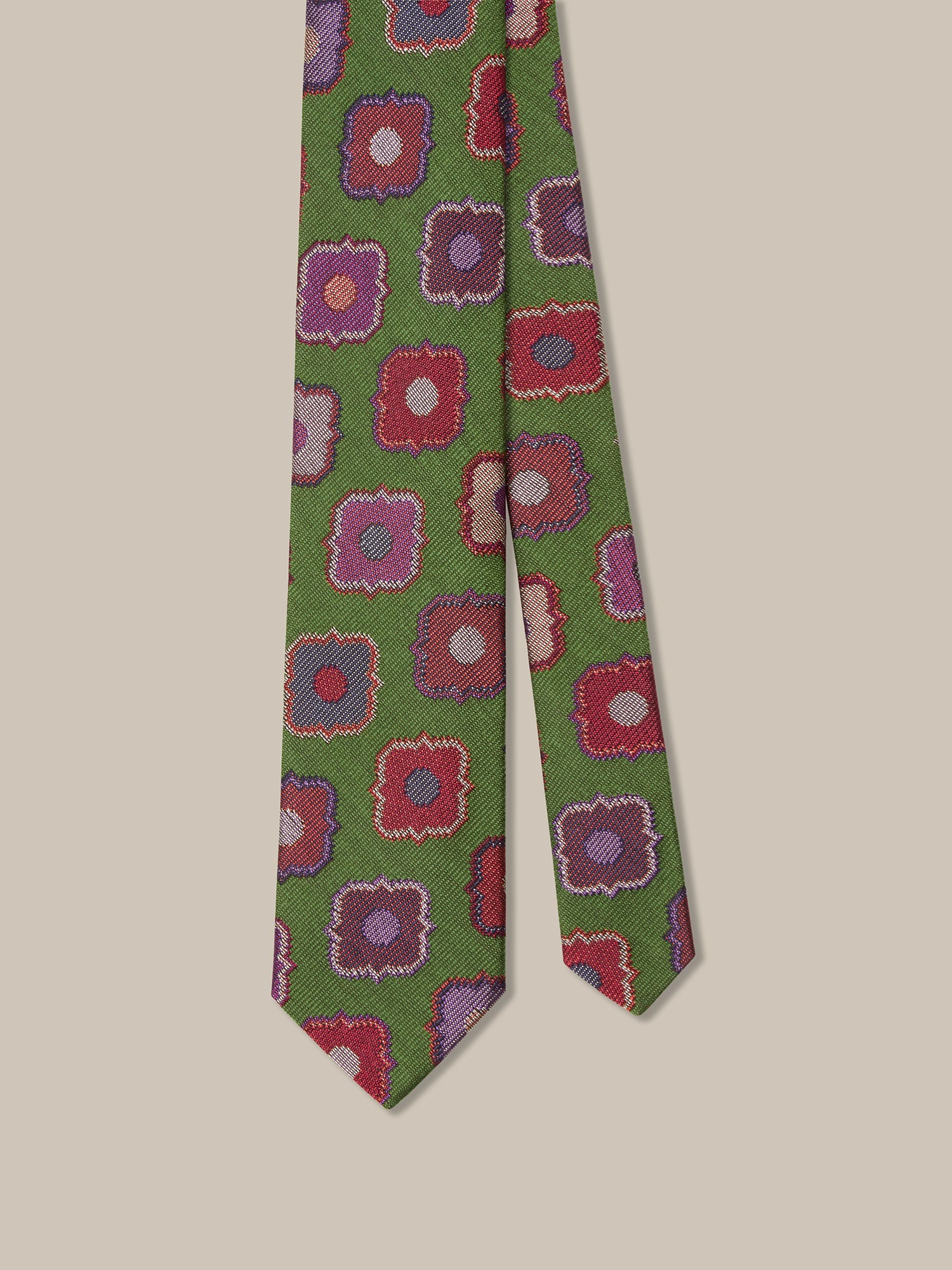 Robert Large Medallion Necktie