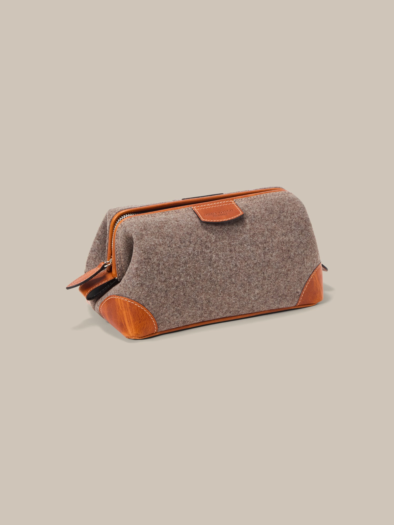 Simpson Loden Dopp Kit