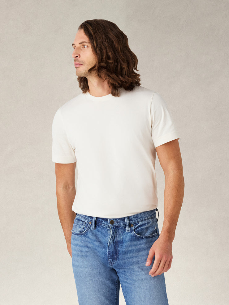 Dylan Tee