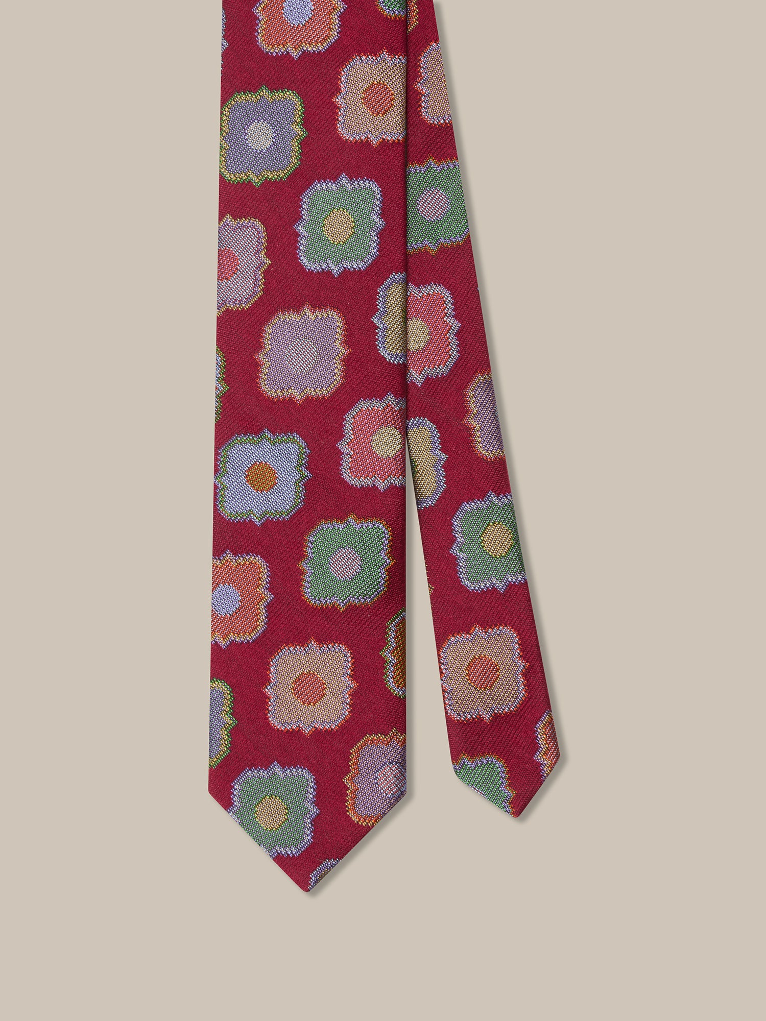 Robert Large Medallion Necktie
