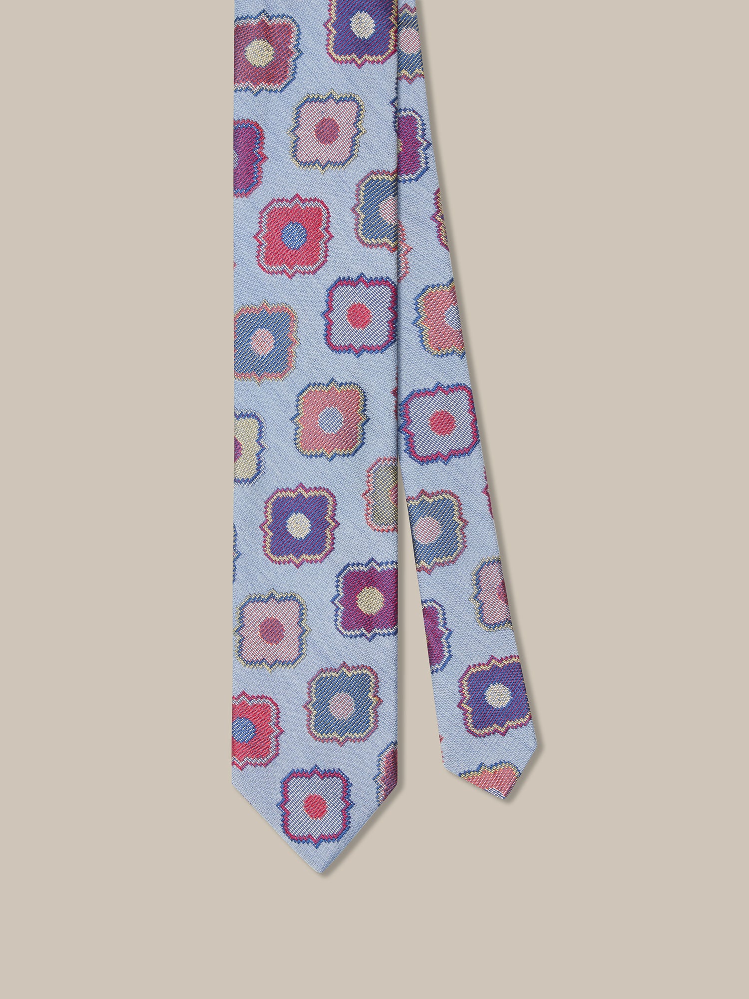 Robert Large Medallion Necktie