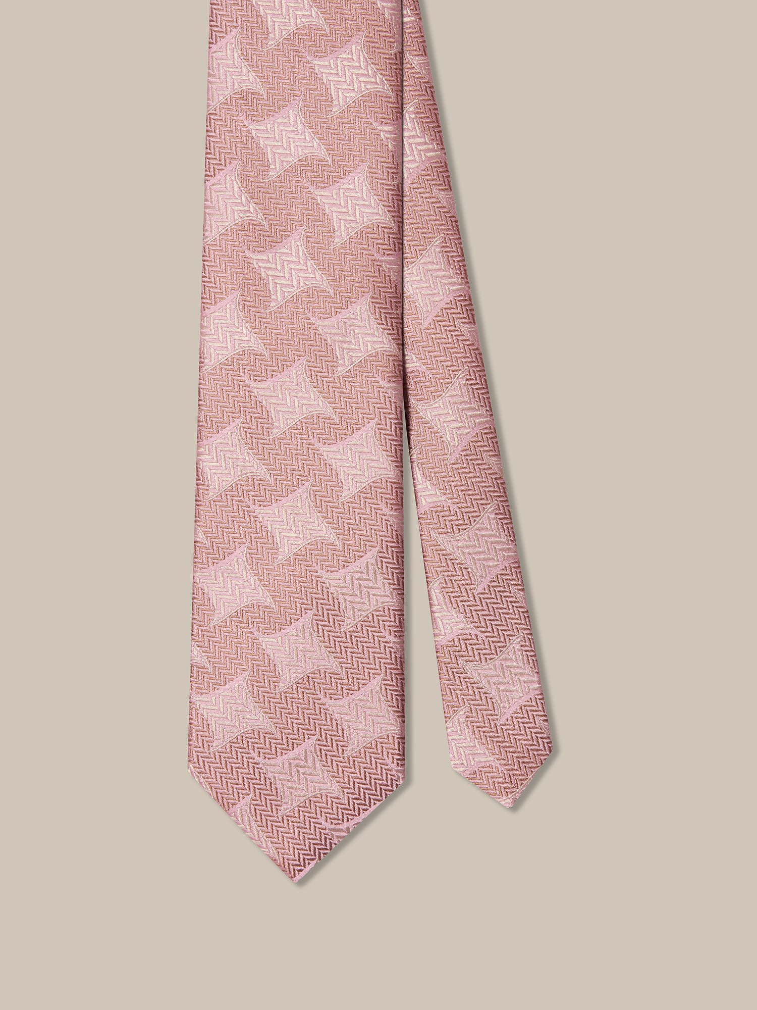 Robert Chevron Star Best of Class Necktie
