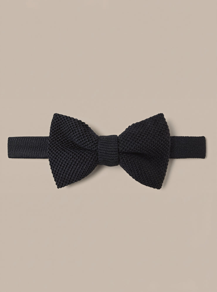 Ryan Silk Knit Pre-Tied Bow Tie