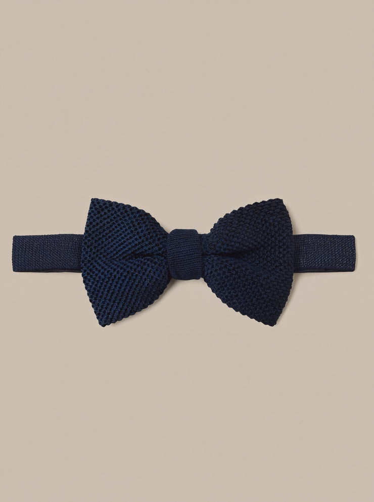 Ryan Silk Knit Pre-Tied Bow Tie